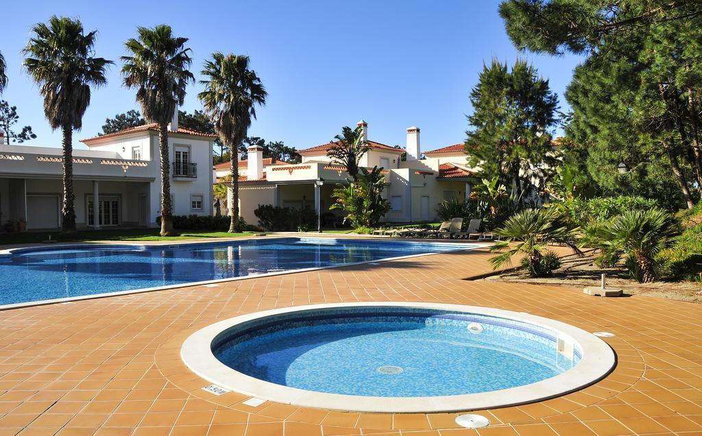 Praia Del Rey Bythe Pools Praia del Rei Exterior photo